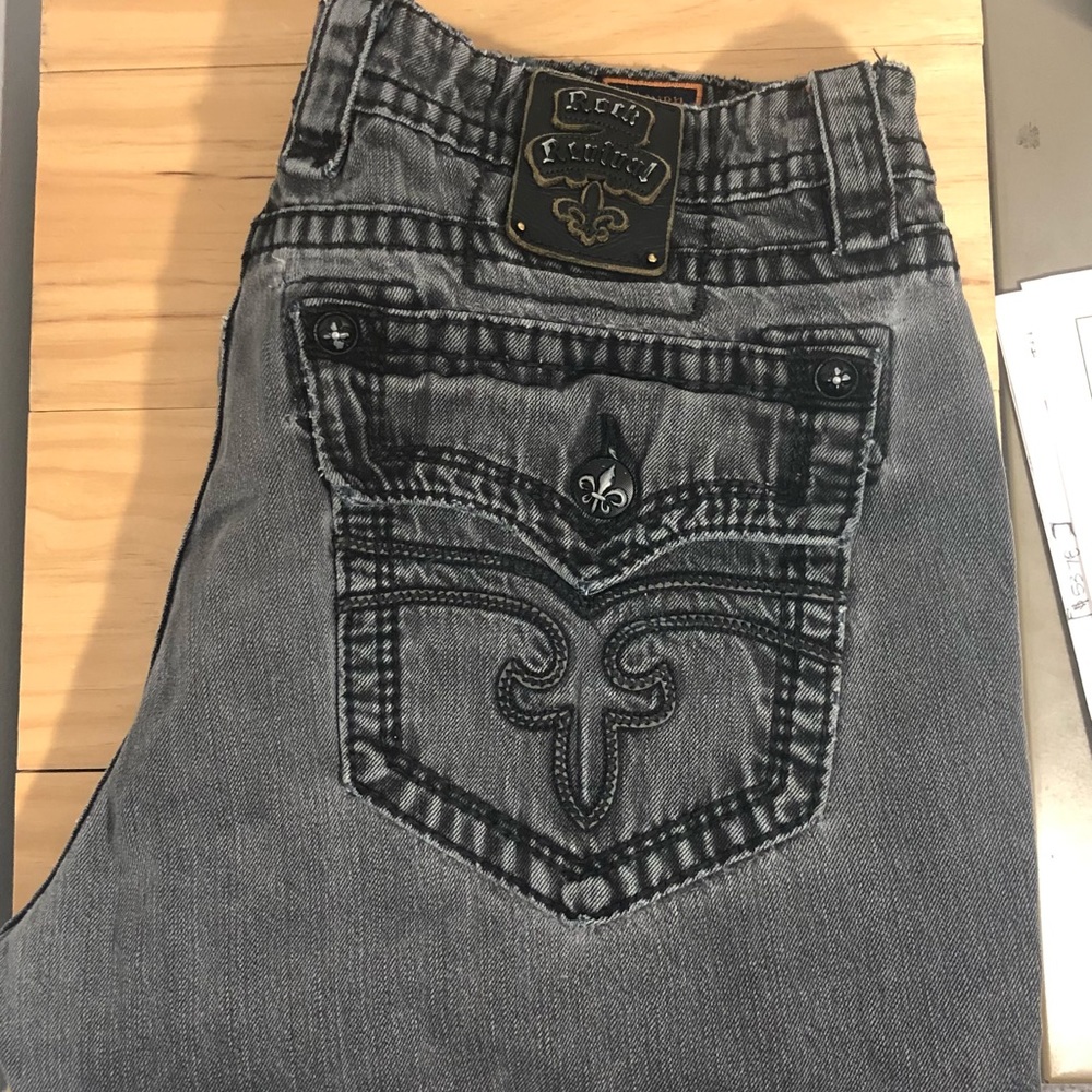Men’s Rock Revival Steven Straight- Size 40x32